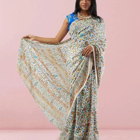 White Printed Kashmiri Silk Saree | Muvvas Boutique - Picture 3 of 5